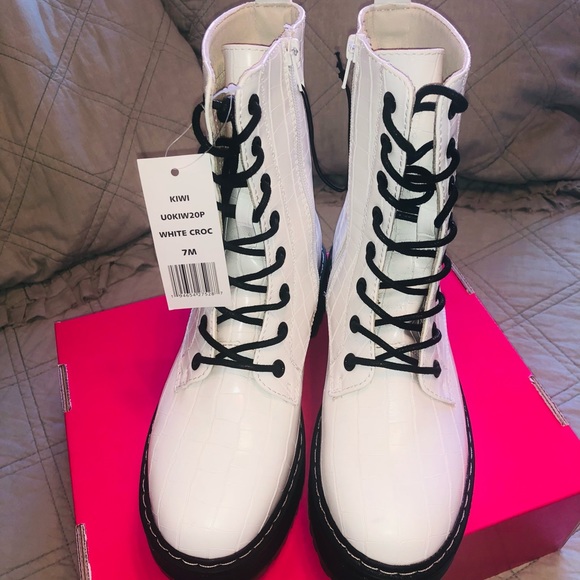 UNIONBAY boots - Picture 3 of 5